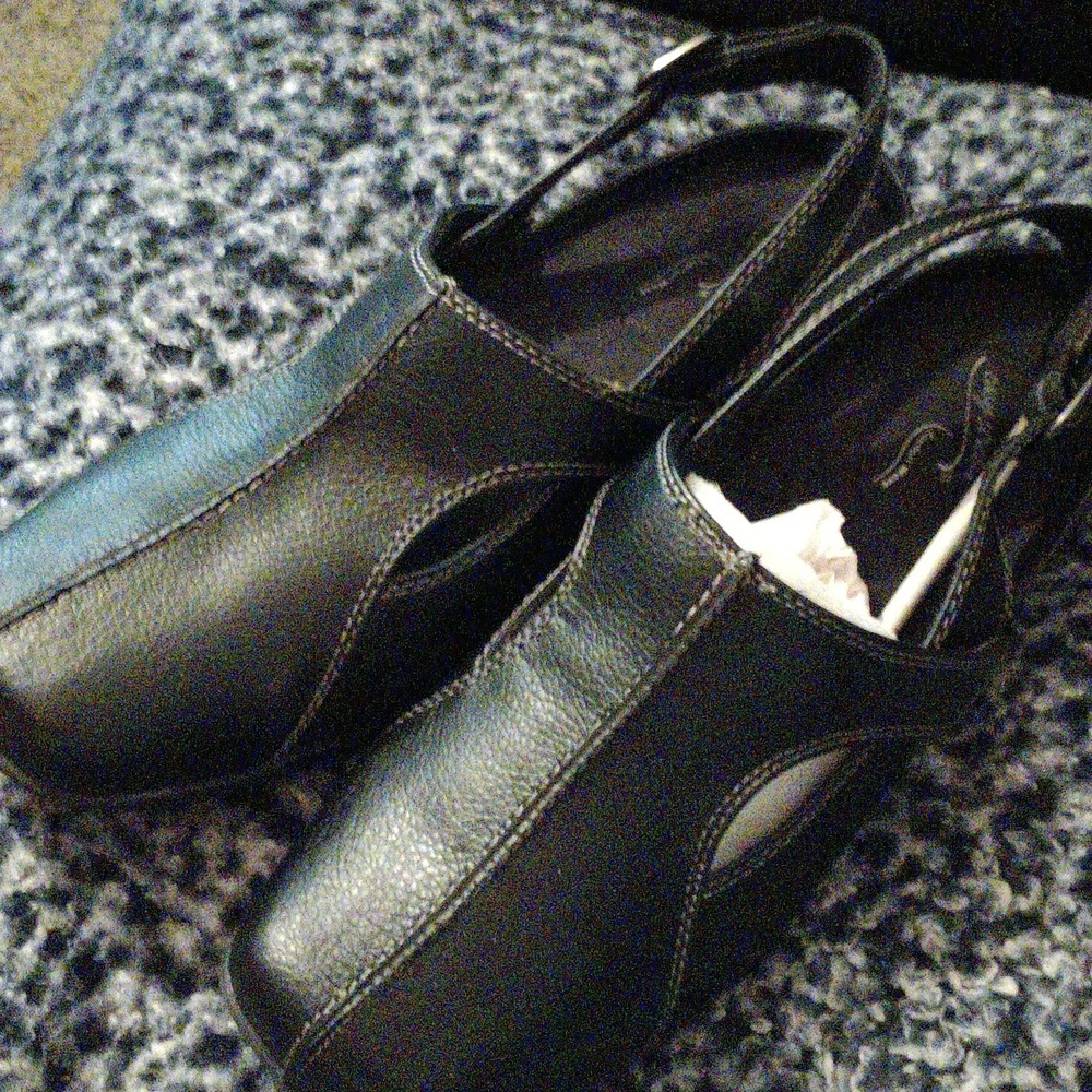 🤠NIB Easy Street Comfort Wave Shoes Size 9W